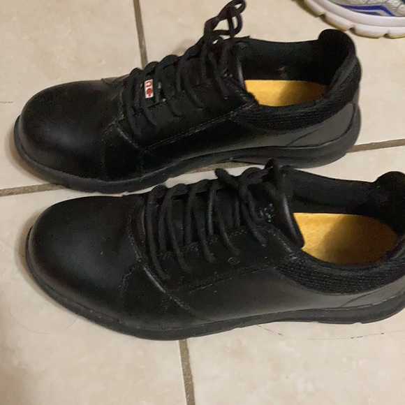DAKOTA “Tarantula” work shoes (safety shoes) with steel toe . EUC - Picture 2 of 2